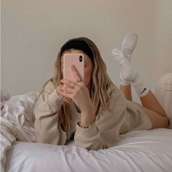 Meet your Posher, Erin - Picture 1 of 1